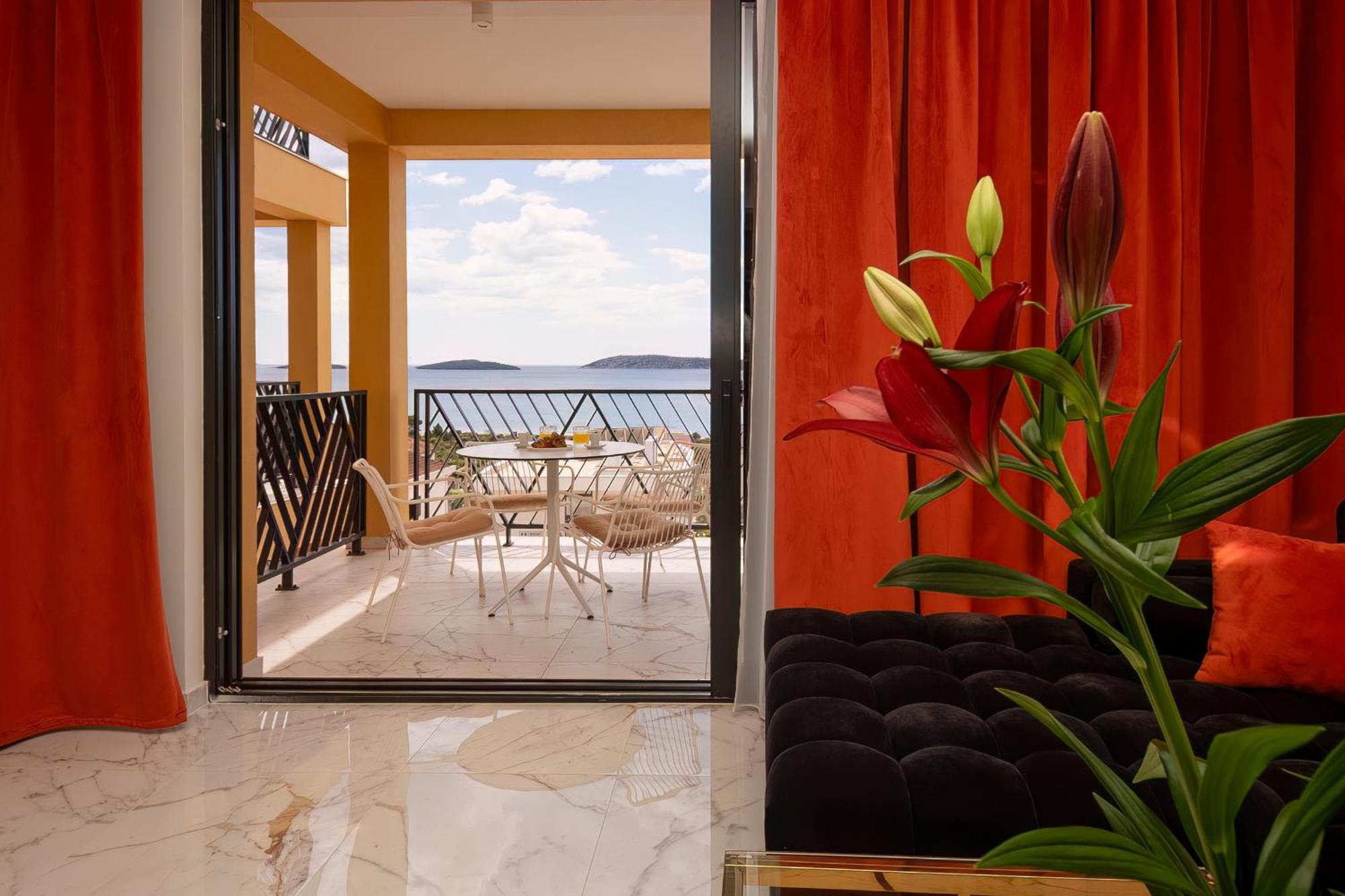 Mediterana Art Deco Resort (Adults Only) Σίμπενικ Εξωτερικό φωτογραφία
