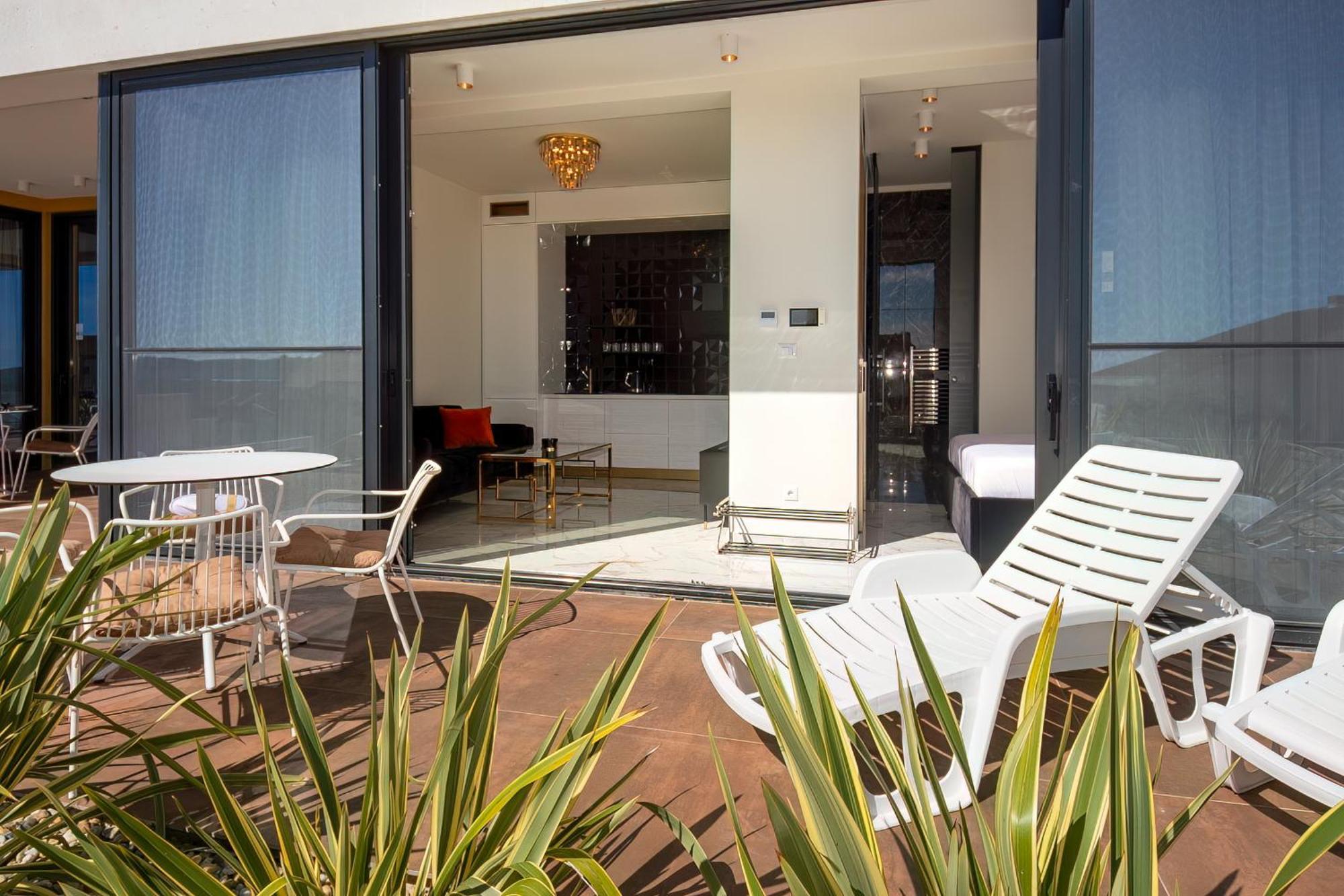 Mediterana Art Deco Resort (Adults Only) Σίμπενικ Εξωτερικό φωτογραφία