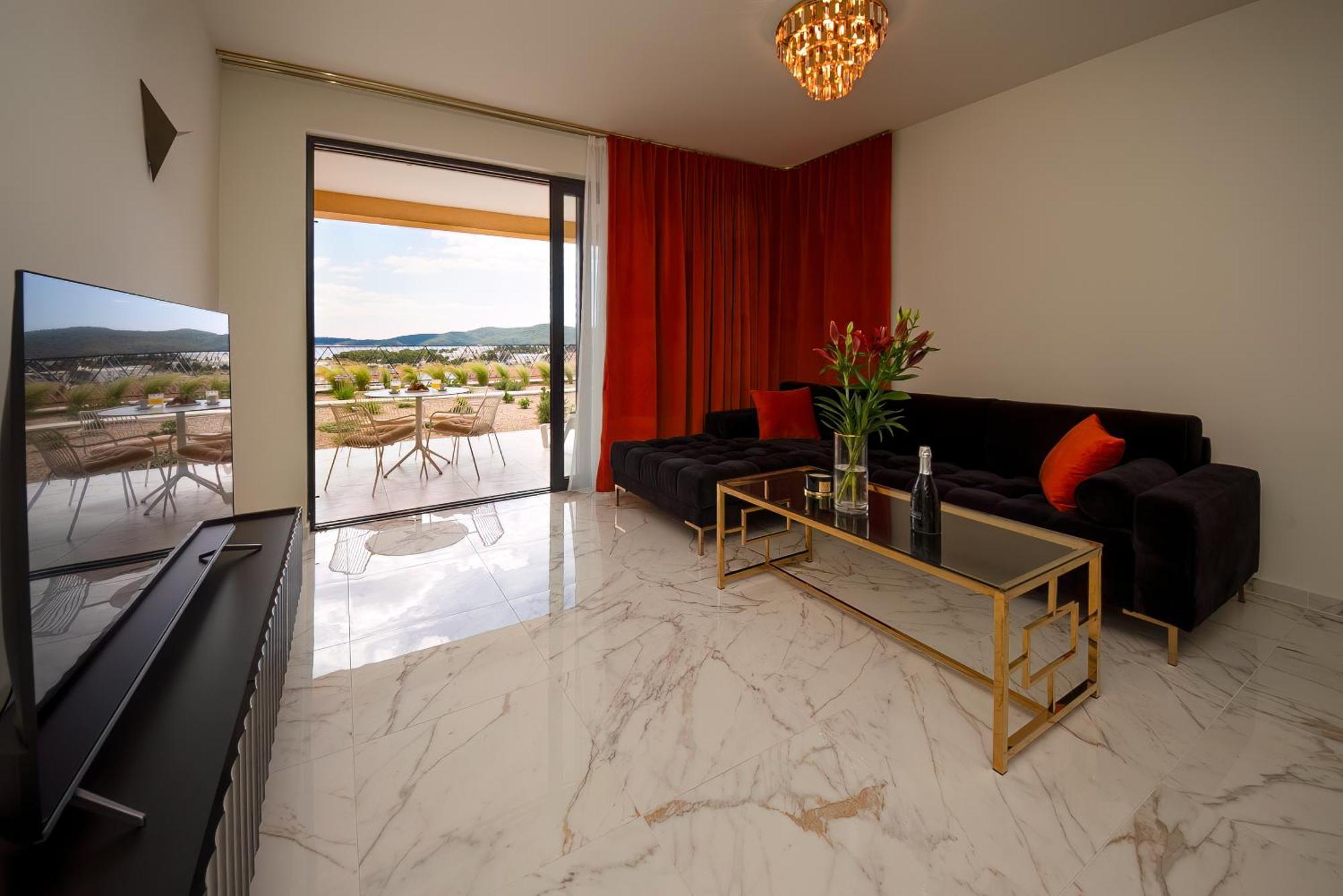 Mediterana Art Deco Resort (Adults Only) Σίμπενικ Εξωτερικό φωτογραφία