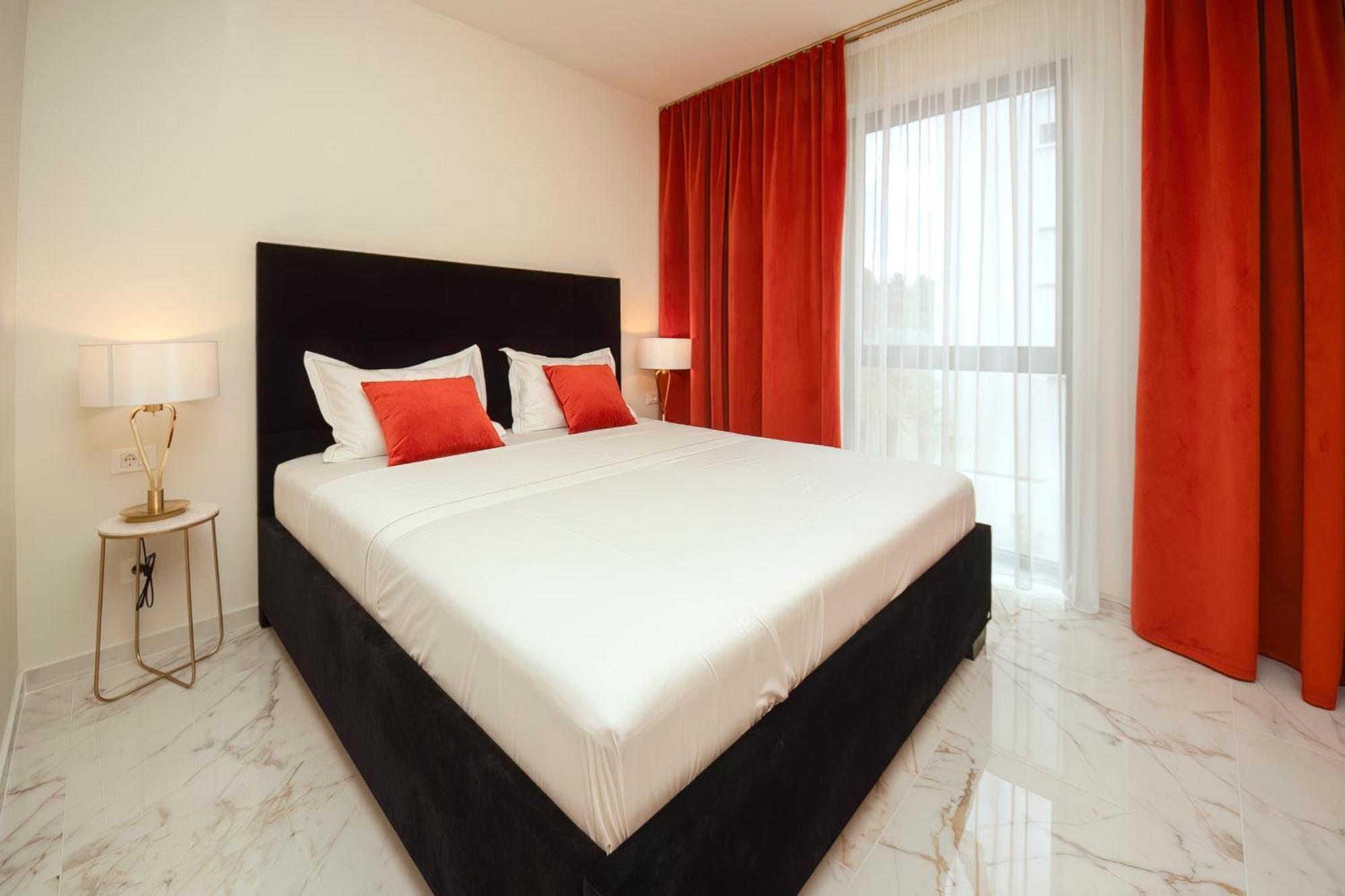 Mediterana Art Deco Resort (Adults Only) Σίμπενικ Εξωτερικό φωτογραφία