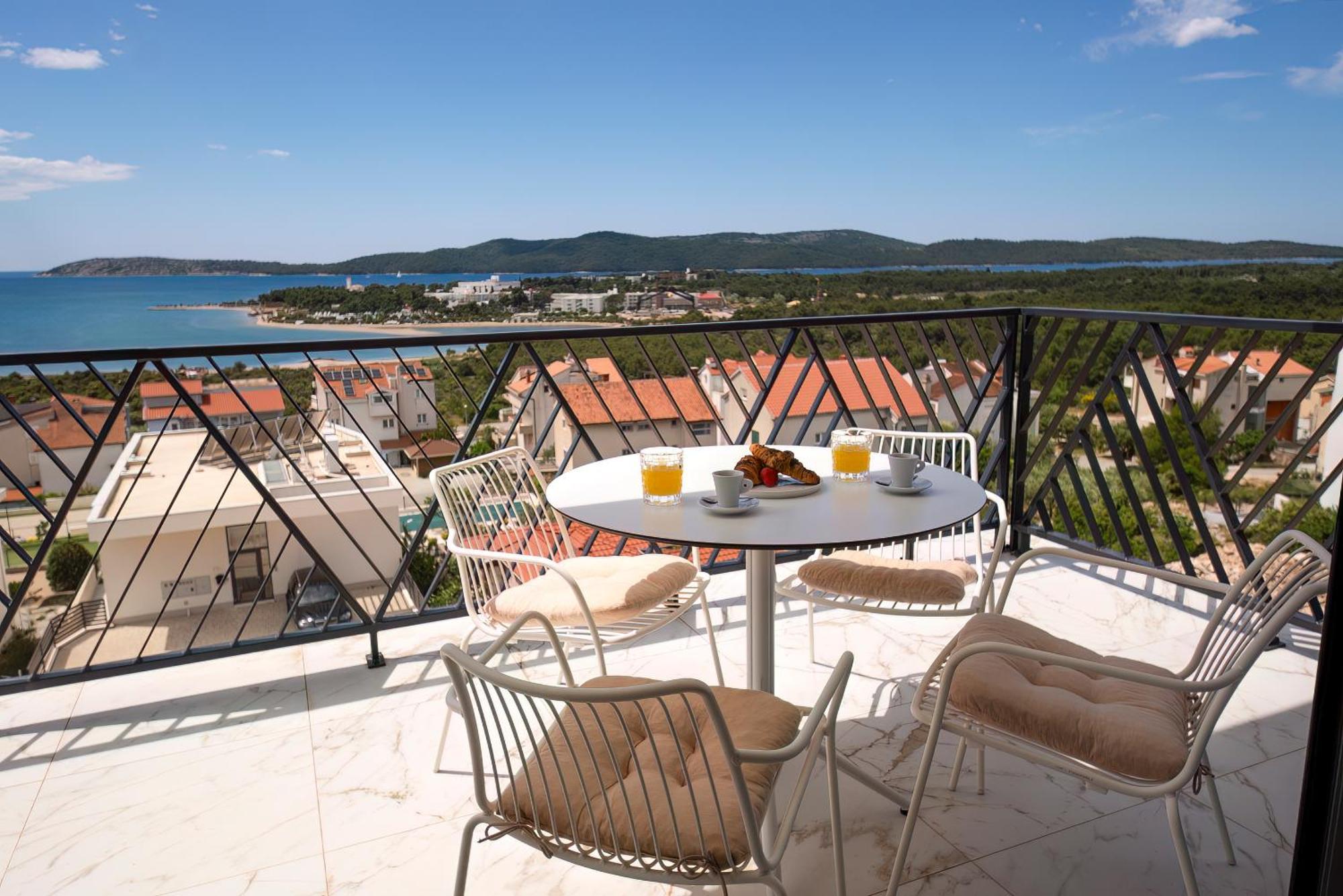 Mediterana Art Deco Resort (Adults Only) Σίμπενικ Εξωτερικό φωτογραφία