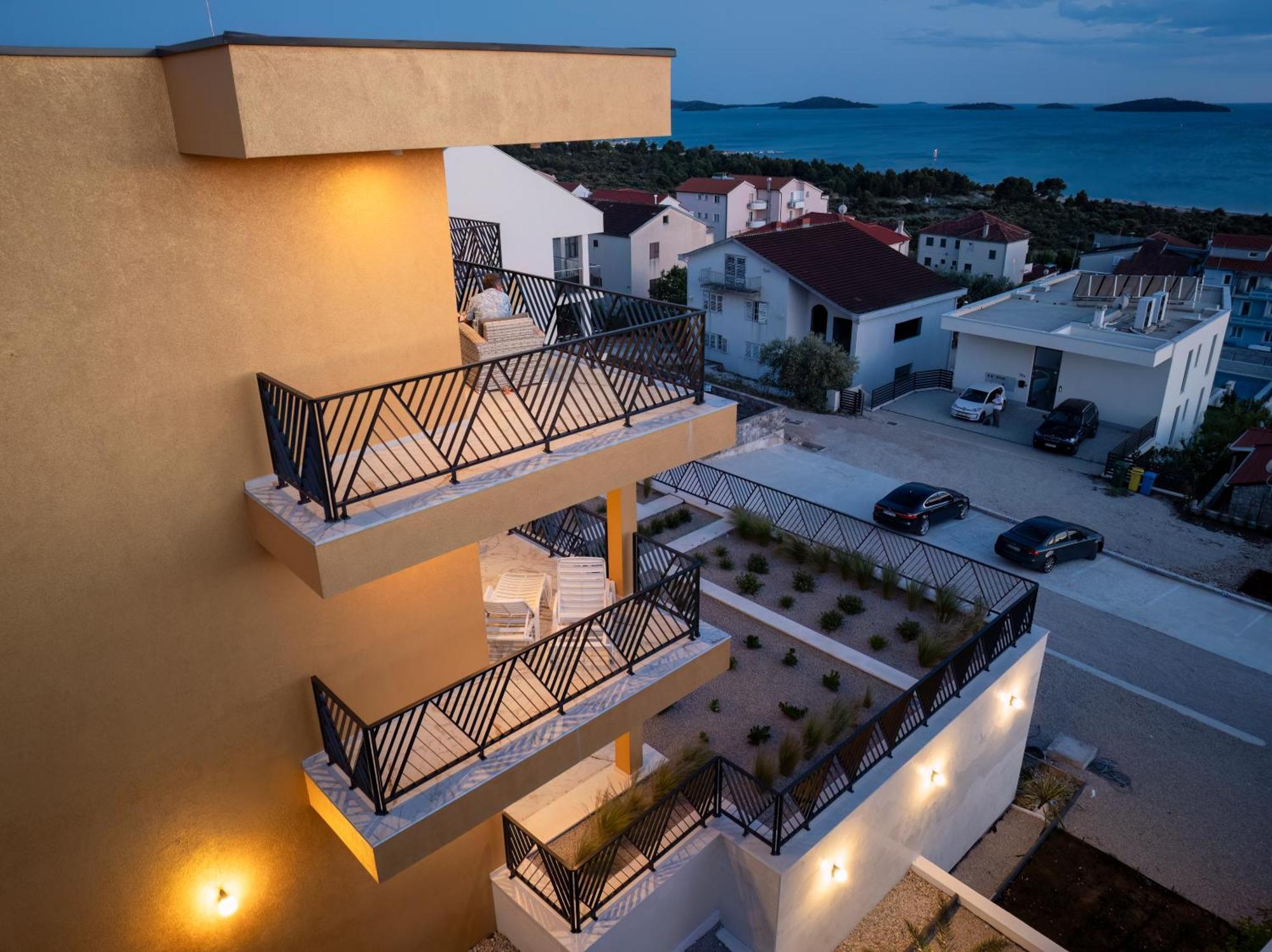 Mediterana Art Deco Resort (Adults Only) Σίμπενικ Εξωτερικό φωτογραφία