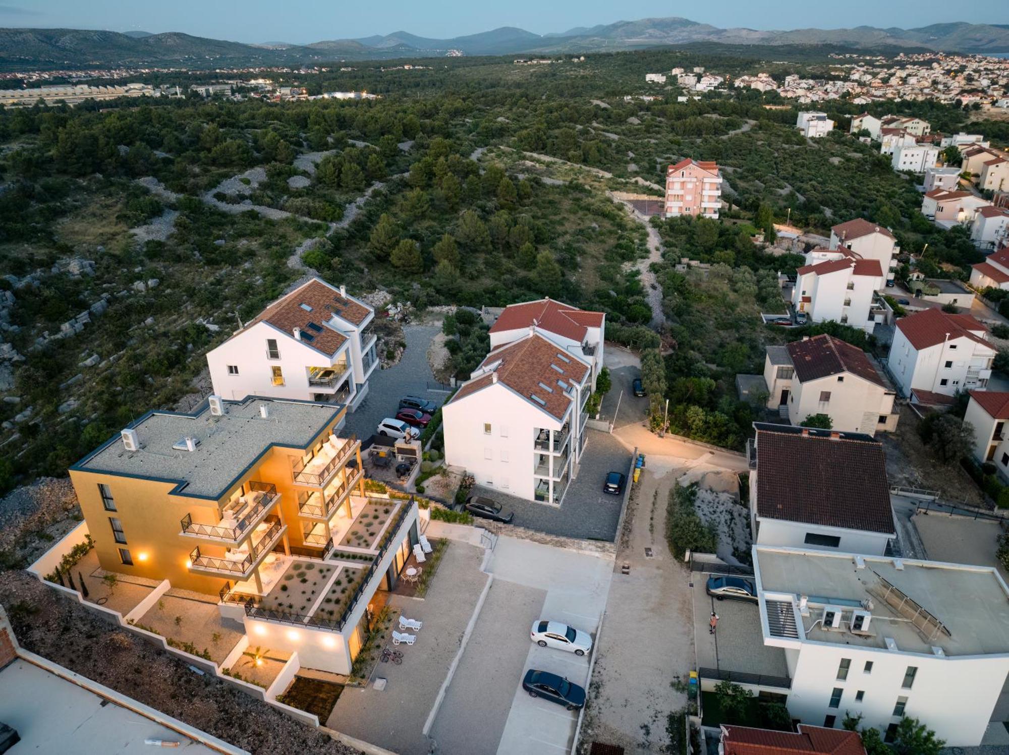 Mediterana Art Deco Resort (Adults Only) Σίμπενικ Εξωτερικό φωτογραφία